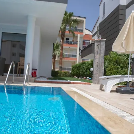 Sunrise Hill With Private Pool